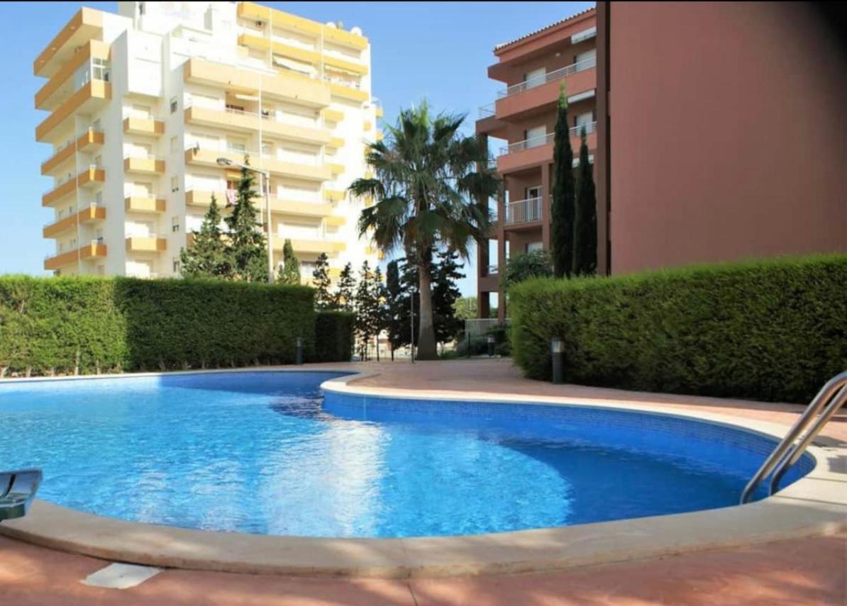 Beach & Sea Apt, Fast Wifi, Airco, Private Parking And Pool Portimao Bagian luar foto
