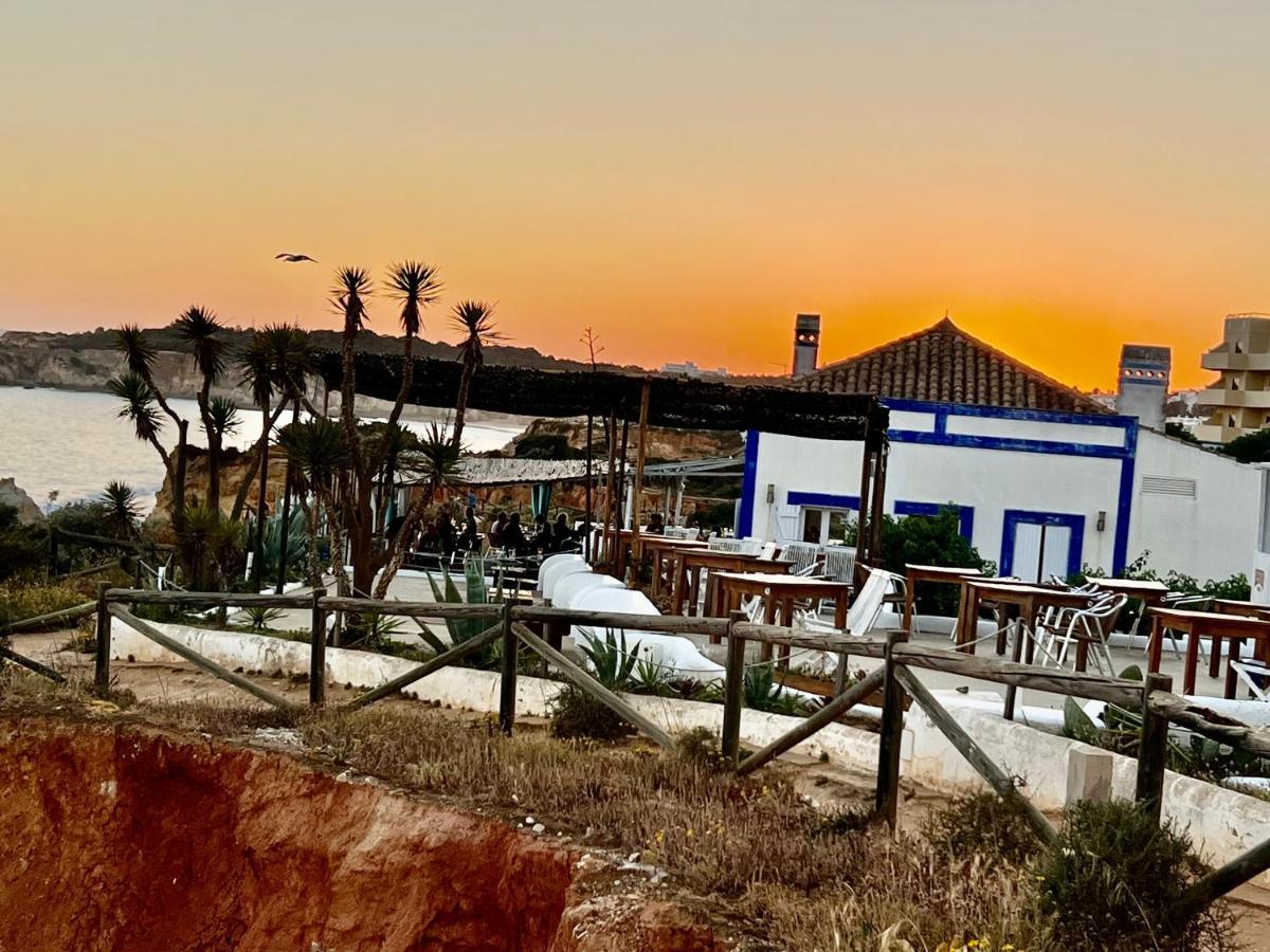 Beach & Sea Apt, Fast Wifi, Airco, Private Parking And Pool Portimao Bagian luar foto
