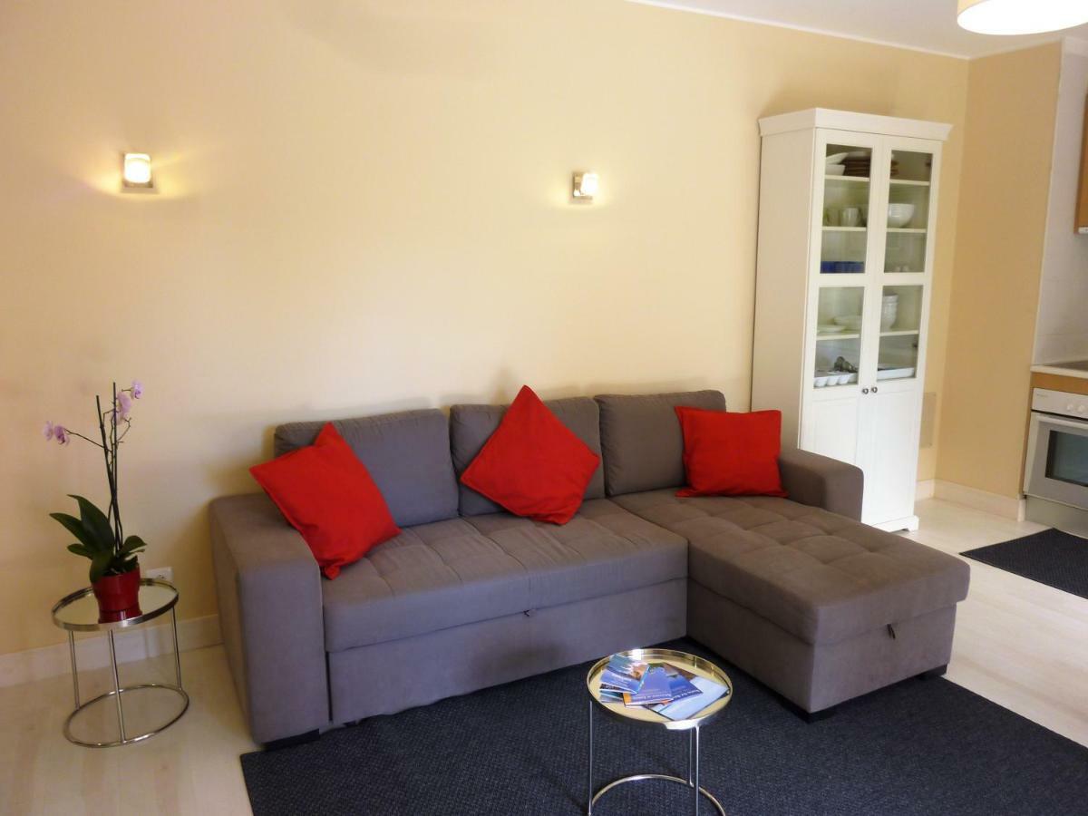 Beach & Sea Apt, Fast Wifi, Airco, Private Parking And Pool Portimao Bagian luar foto